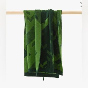 Bouroullec Ronan & Erwan Scarf